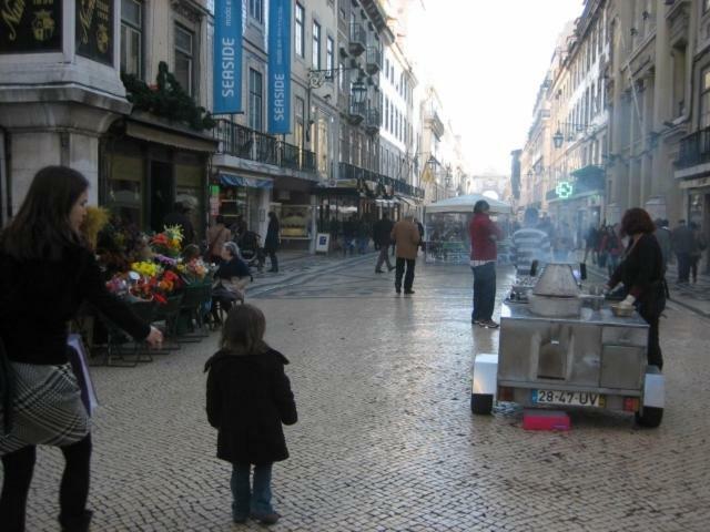 Apartments In Downtown Lisbon Exterior photo